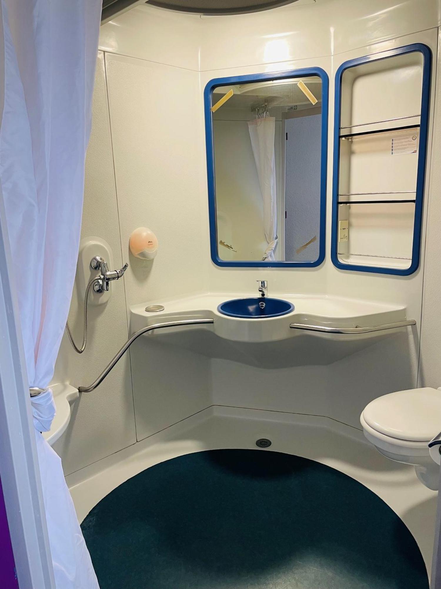 Hotel La Petite Auberge Chambretaud Bagian luar foto