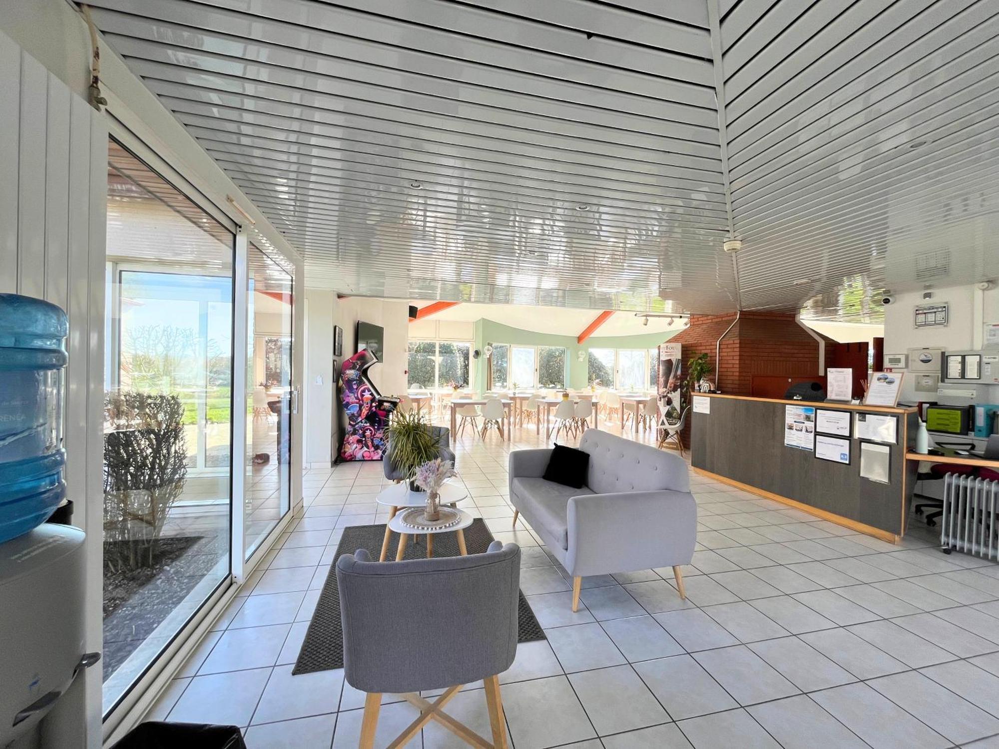 Hotel La Petite Auberge Chambretaud Bagian luar foto